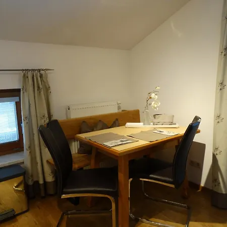 Alpengruss Appartement Kössen